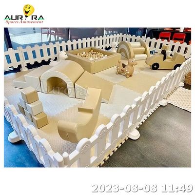 อุปกรณ์การเล่นอ่อน Slide Indoor Soft Play For Kids อุปกรณ์การเล่นอ่อน ชุดสีน้ําตาล