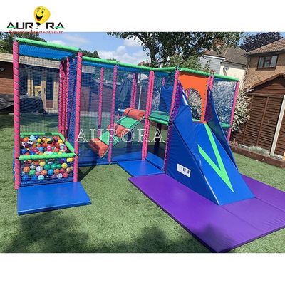 子供のランプ ソフトプレイ 学校枠 クライミングセット 子供のケアセンター 屋外